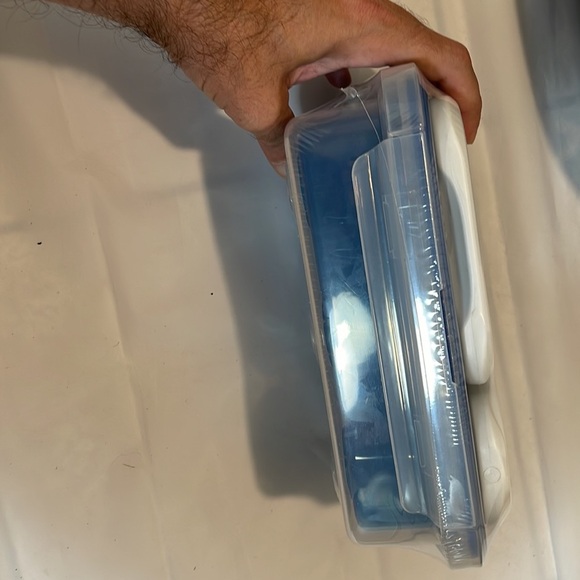 Arctic zone lunch bag with lock and lock storage with ice packs - Picture 11 of 14